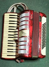 fisarmonica 80 bassi vintage - marca VETTA  (made in Italy)  modello Loreto