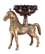 Decorazione idolo scultura