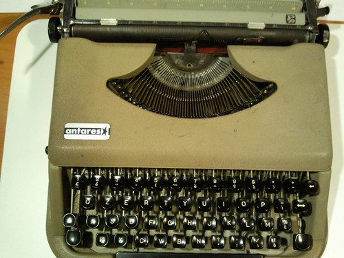 Macchina scrivere olivetti - da,