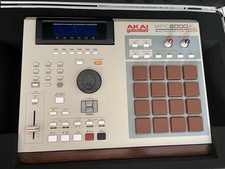 Akai MPC 2000XL con cuscinetti