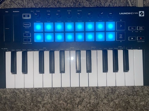 Novation launchkey mini mk3 - mini,