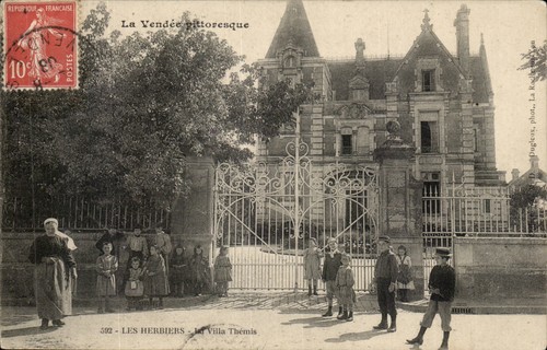 Les herbiers la villa - herbiers,