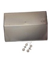 Presa aria in plastica nera