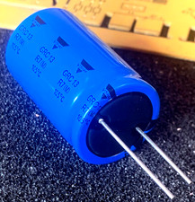 Vishay 4700uF 63V 105° Condensatore Elettrolitico Ø25x40mm THT