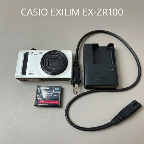 Caricabatteria per fotocamera