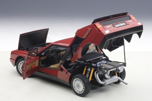 Autoart signature lancia - 1:18,