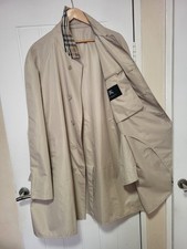 BURBERRY ICONIC RAIN CAR