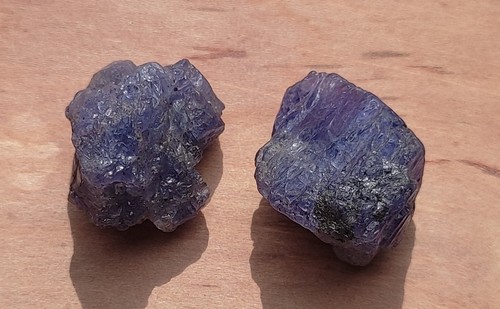 Tanzanites pierres gemmes