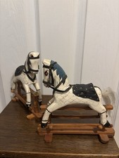 2 antichi cavalli a dondolo