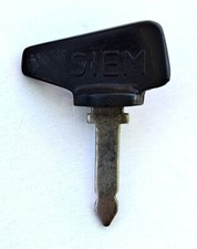 CHIAVE D'EPOCA  AVVIAMENTO