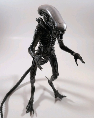 Neca aliens series - 2013, 9"