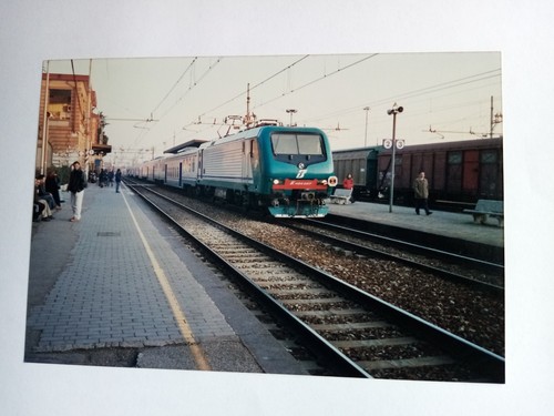 Foto locomotiva e464 - , in