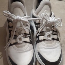 Louis Vuitton White Black Low