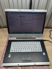 Fujitsu Amilo Pro V2055 -