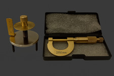 Set Di Sferometri In Ottone E