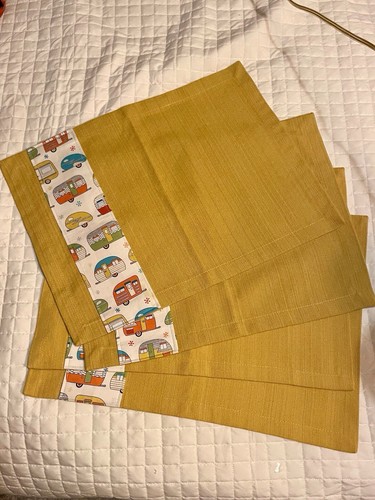 Tappetino posto giallo - , senape