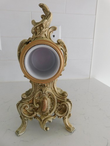 Espositore vintage ornato