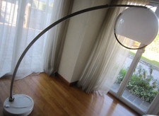 lampada ad Arco Harvey Guzzini