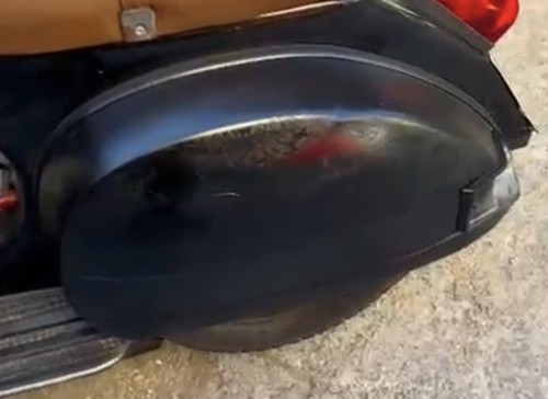 Cofano sinistro vespa - sinistro,