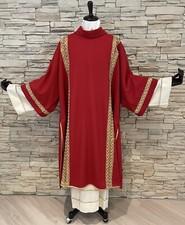 Dalmatica rossa con agremano