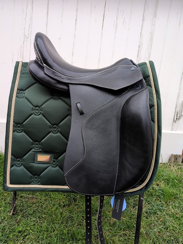 Sella dressage stubben - 17,