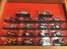 Collezione MotoGp, 18 pezzi, condizioni eccellenti, scala 1:24