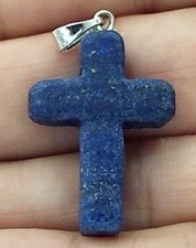 Ciondolo con pietre minerali