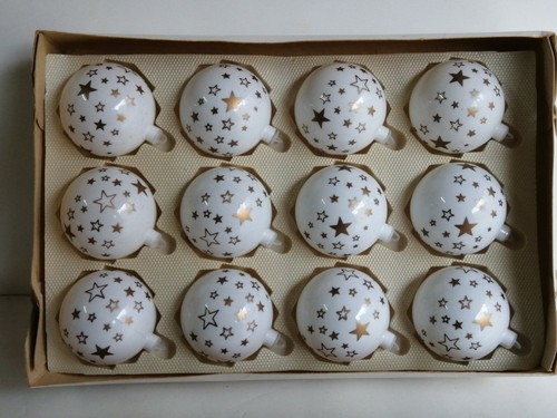 Stock sfere palline - 12, bianche