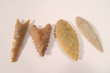 Vecchio strumento in pietra 4