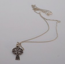 croce celtica con catenina sottile argentata buone condizioni uomo