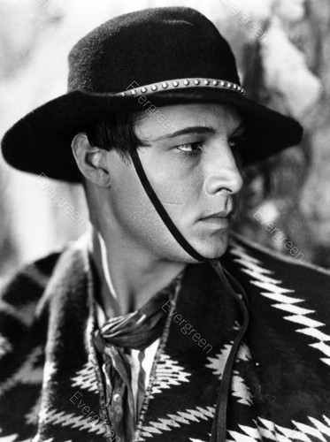 Rudolph valentino attore - rudolph,