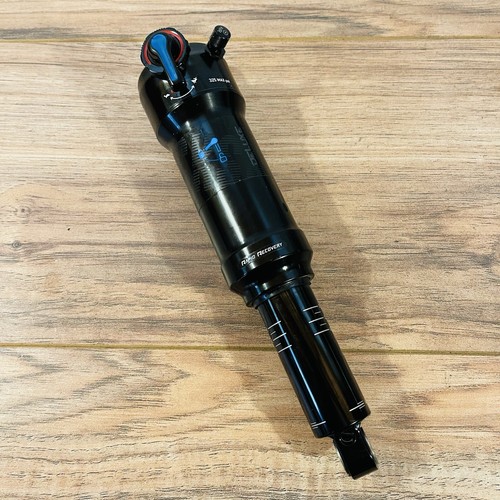 Rock shox deluxe 230x60 - shox,