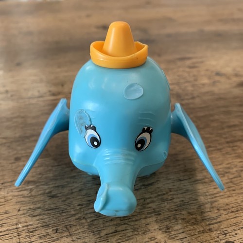 Tomy disney serie frocco dumbo - serie,