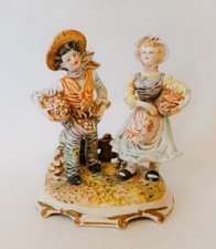 ♥ CAPODIMONTE STATUINA IN