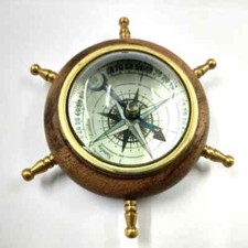 Antica bussola ruota in legno
