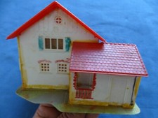 MODELLISMO FERROVIARIO-PLASTICO "CHALET"-SCATOLA MONTAGGIO-CO.MA.-TORINO '60