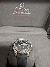 OMEGA Speedmaster Moonwatch