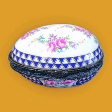 Limoges UOVO in porcellana