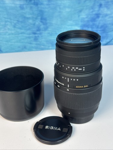 Zoom sigma 300 - zoom, f4-5.6