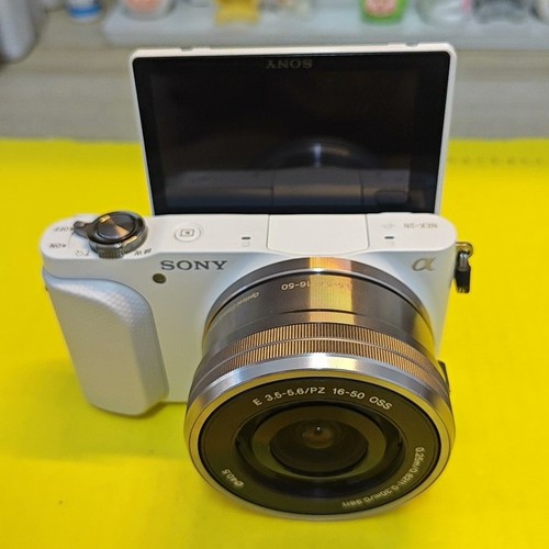 Sony alpha nex 1 - alpha, nex-3n