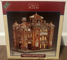 Vintage 2001 Lemax Caddington