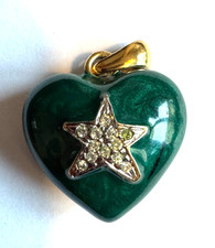 Ciondolo a forma di cuore in argento 925 smaltato colore verde scuro