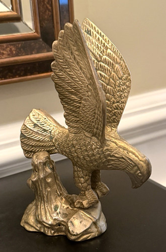 Statua aquila ottone - in,