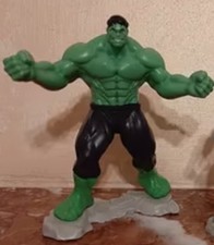 Hulk  Sorpresa Uovo Kinder