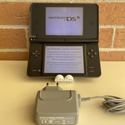 Nintendo dsi console - nintendo,