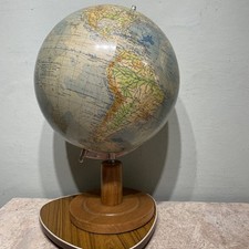 Mappamondo su base in legno P