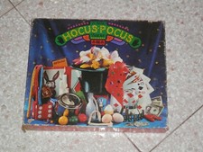 vecchio gioco di magia JUMBO HOCUS POCUS SHOW con 32 trucchi di magia con libro