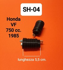 PAIR OF RUBBER MOUNTS FOR