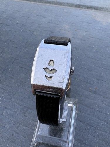 1930 jump hour tank - jump,