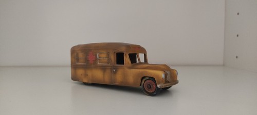 Ambulanza dinky corgy toys - dinky,